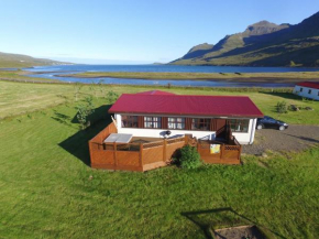 Отель Óseyri Farmhouse  Stöðvarfjörður